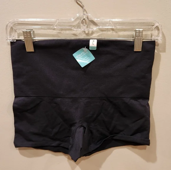 MAURICES Shapewear Boyshort - Picture 1 of 3